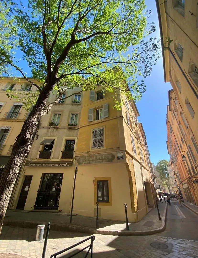 L'Aixquis - T2, Vieille Ville Aix-en-Provence Apartment